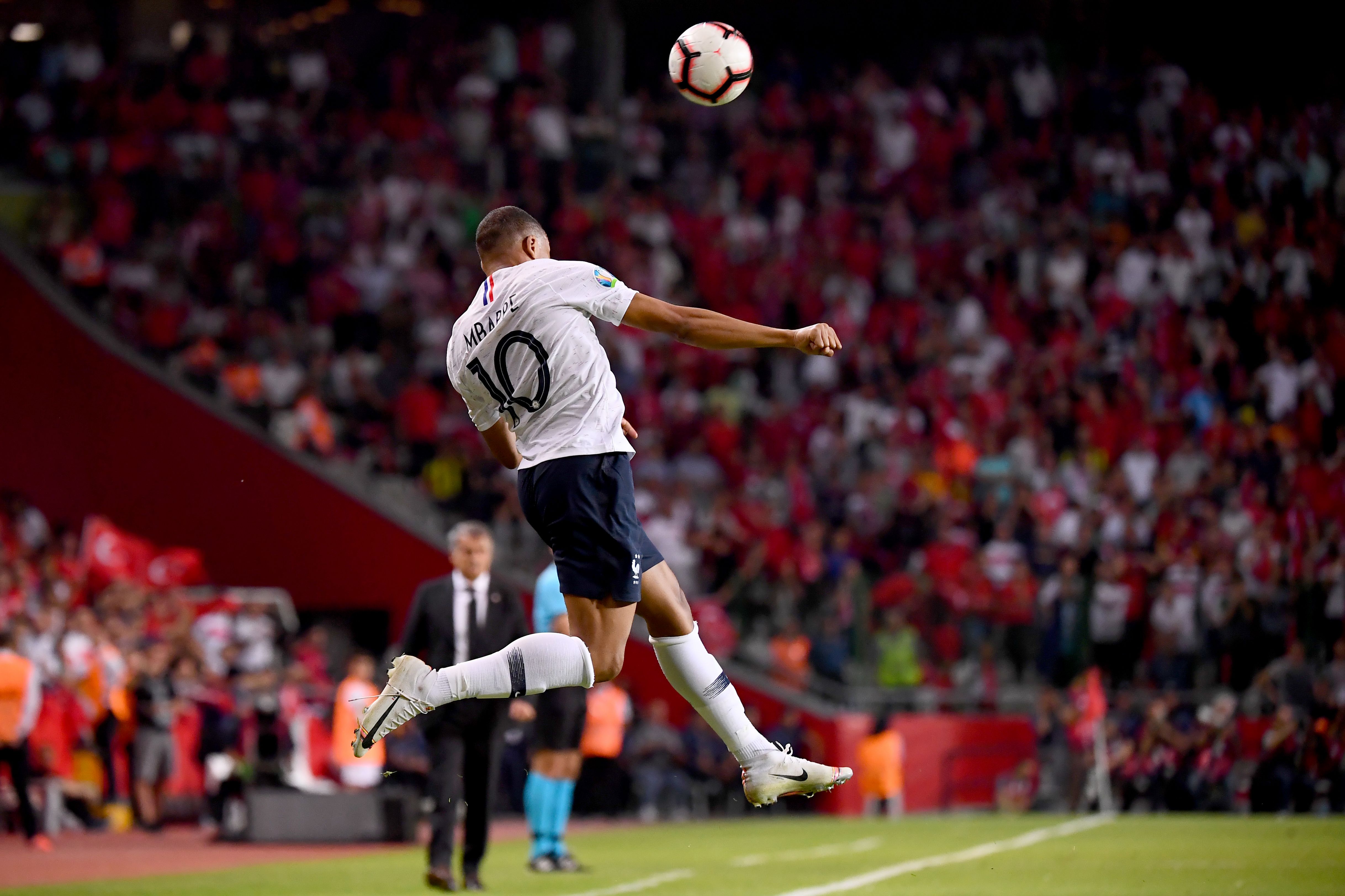 这一切的背 这一切的背